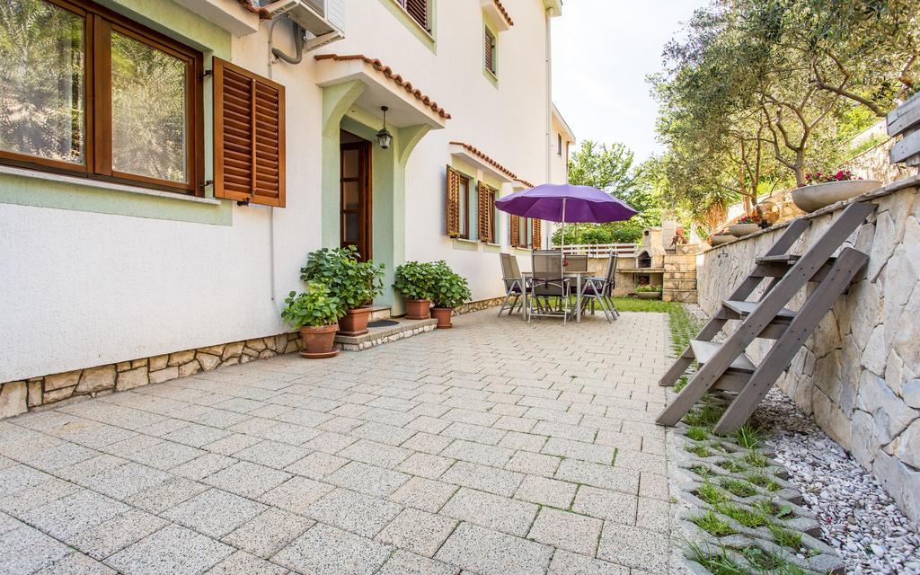 Apartments Frgacic Baška Exterior foto